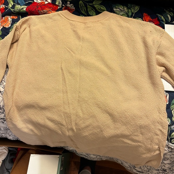 Stylish Beige Button-Up Sweater - Picture 3 of 3